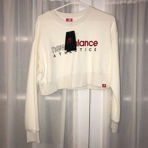 New balance cropped workout sweater